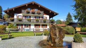 Haus beim Stein
